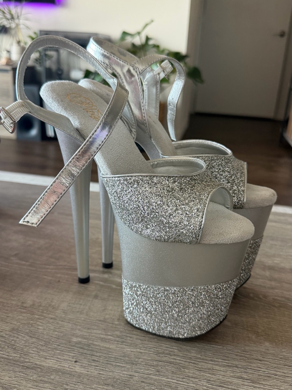 New Pleaser Silver Glitter Platform High Heel Sandals for Women 8 inches